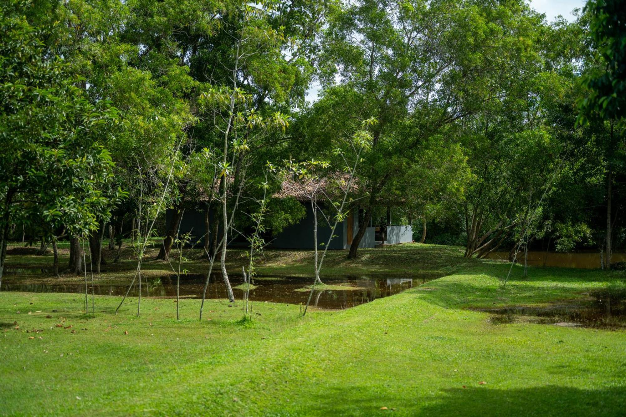 Bussa Wirdana Resort & Spa מראה חיצוני תמונה